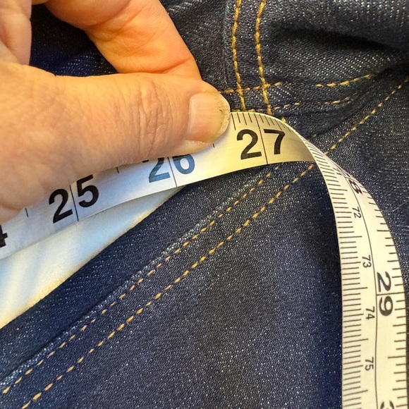 Old Navy Women's Straight Leg Mid-rise Ankle Jeans - Dark Blue women's size 10P - Picture 9 of 10